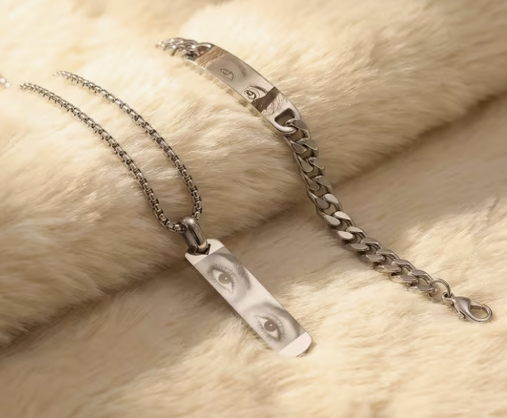 Conjunto Colar e Pulseira com Foto dos Olhos